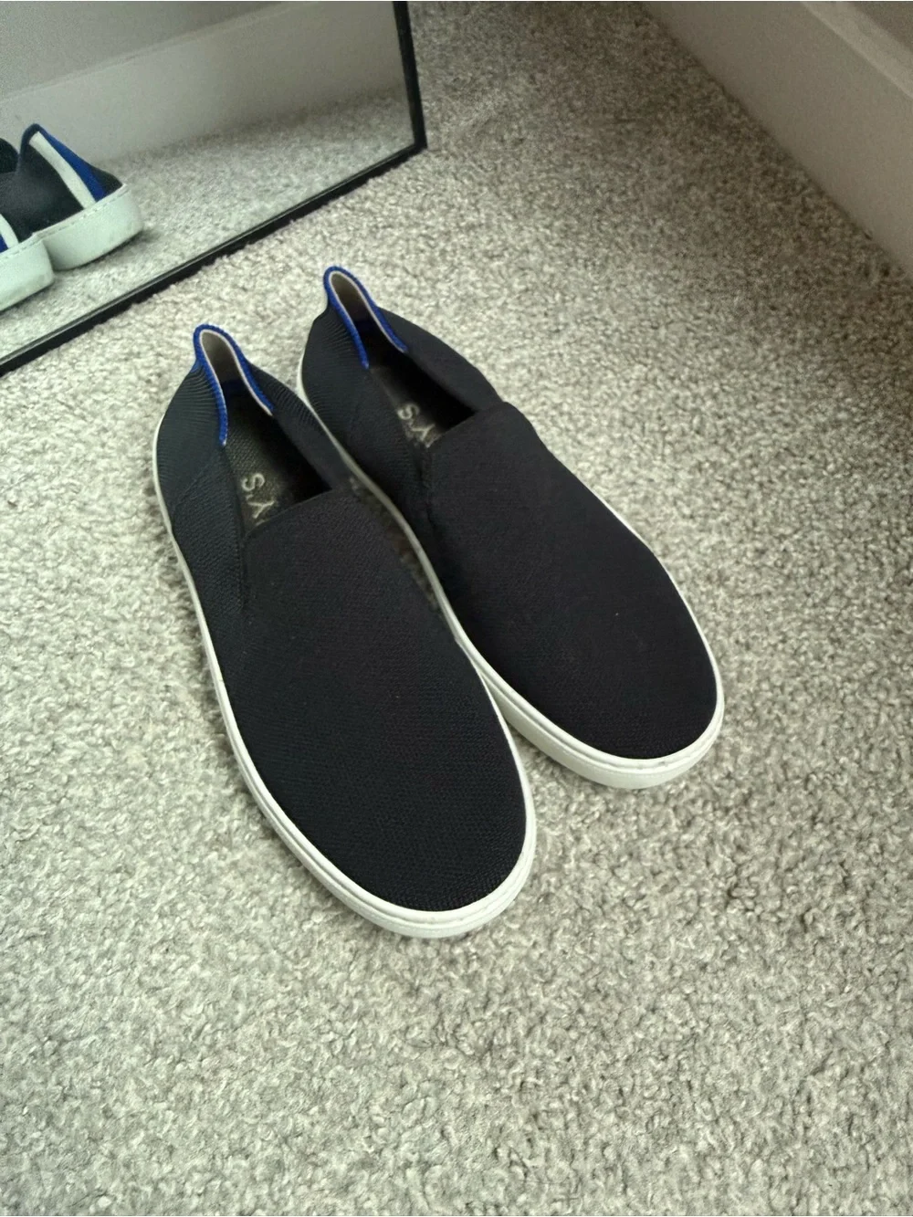 Black rothy shoes 6.5